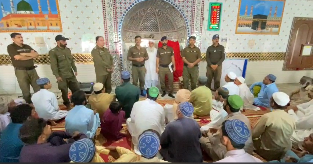 Chiniot: DPO Abdullah Ahmed Holds Open Court in Mosque to Address Citizens’ Issues
