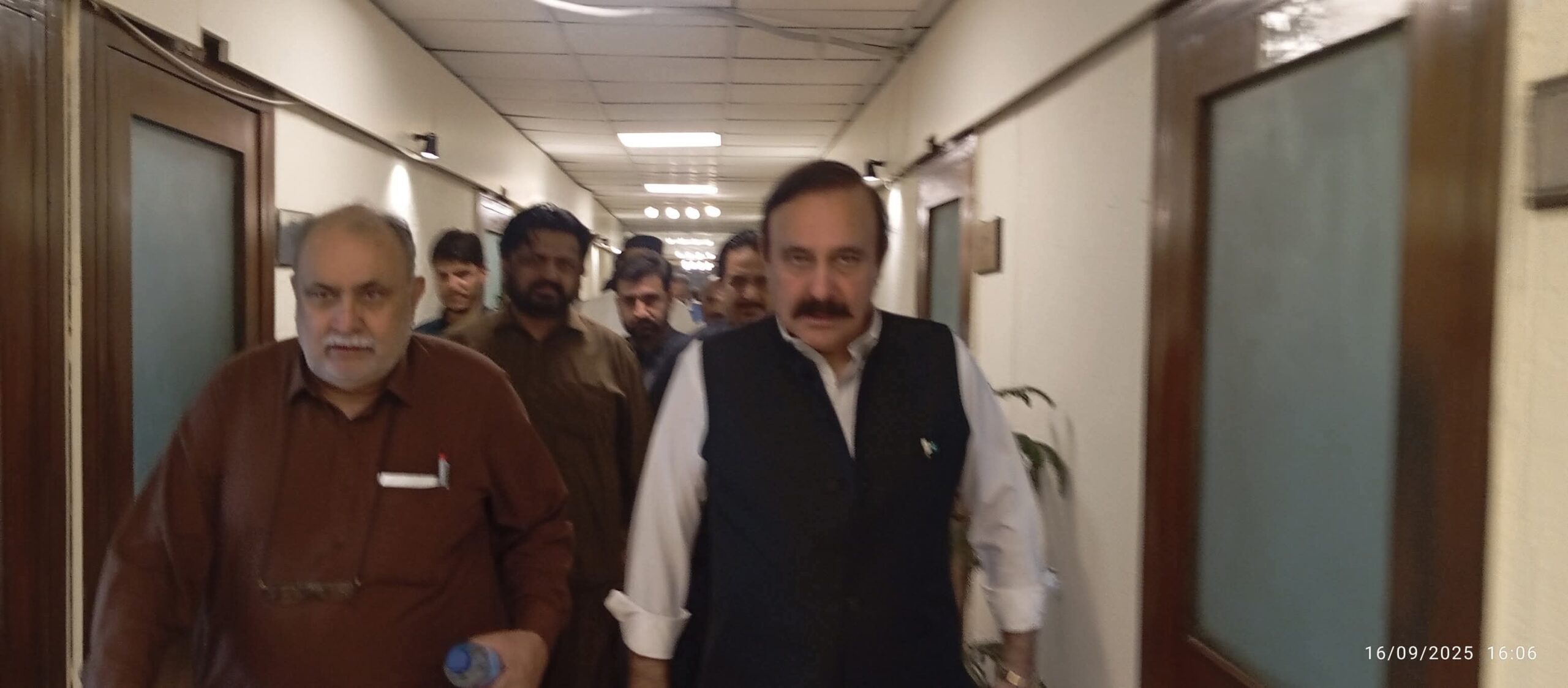 Federal Minister for Parliamentary Affairs, Dr. Tariq Fazal Chaudhry, Meets CDA Labour Union Delegation