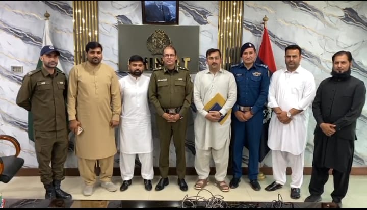 DPO Dr. Naveed Atif Holds Open Court in Chiniot to Hear Public Complaints, Orders Immediate Relief