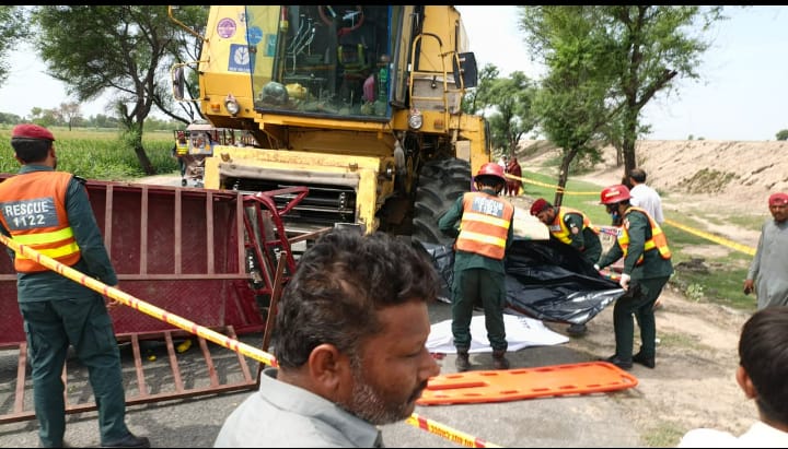 Two Children Killed, Seven Injured in Tragic Road Accident Near Harsa Sheikh on Lahore Road, Chiniot